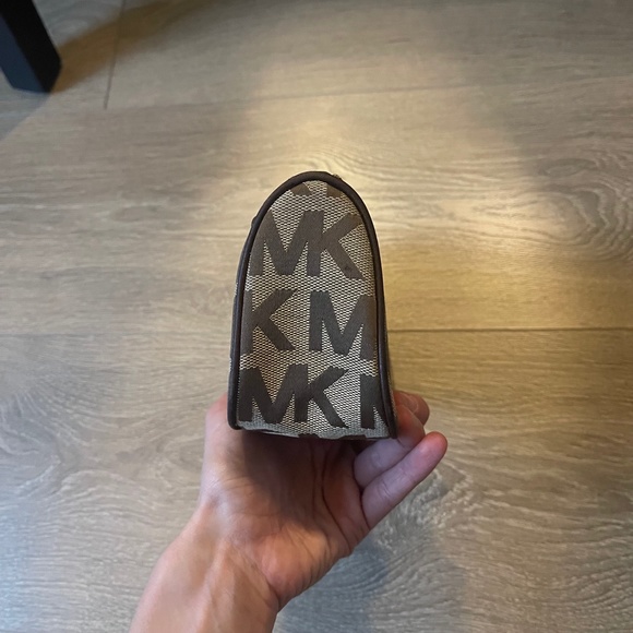 Michael Kors Cosmetic Bag - Picture 12 of 16